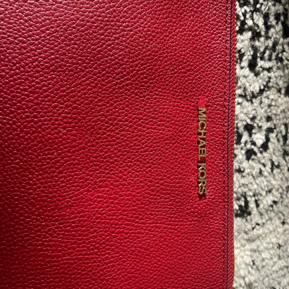 New without tags Michael kors wrist wallet - Picture 6 of 6